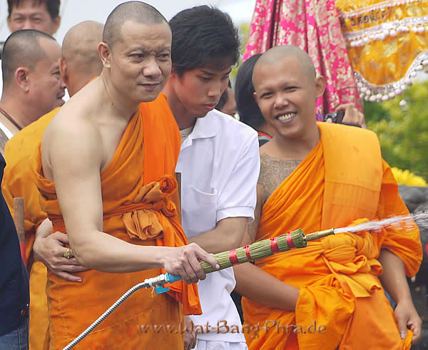 Luang Pi Nunn freut sich auf den Feierabend